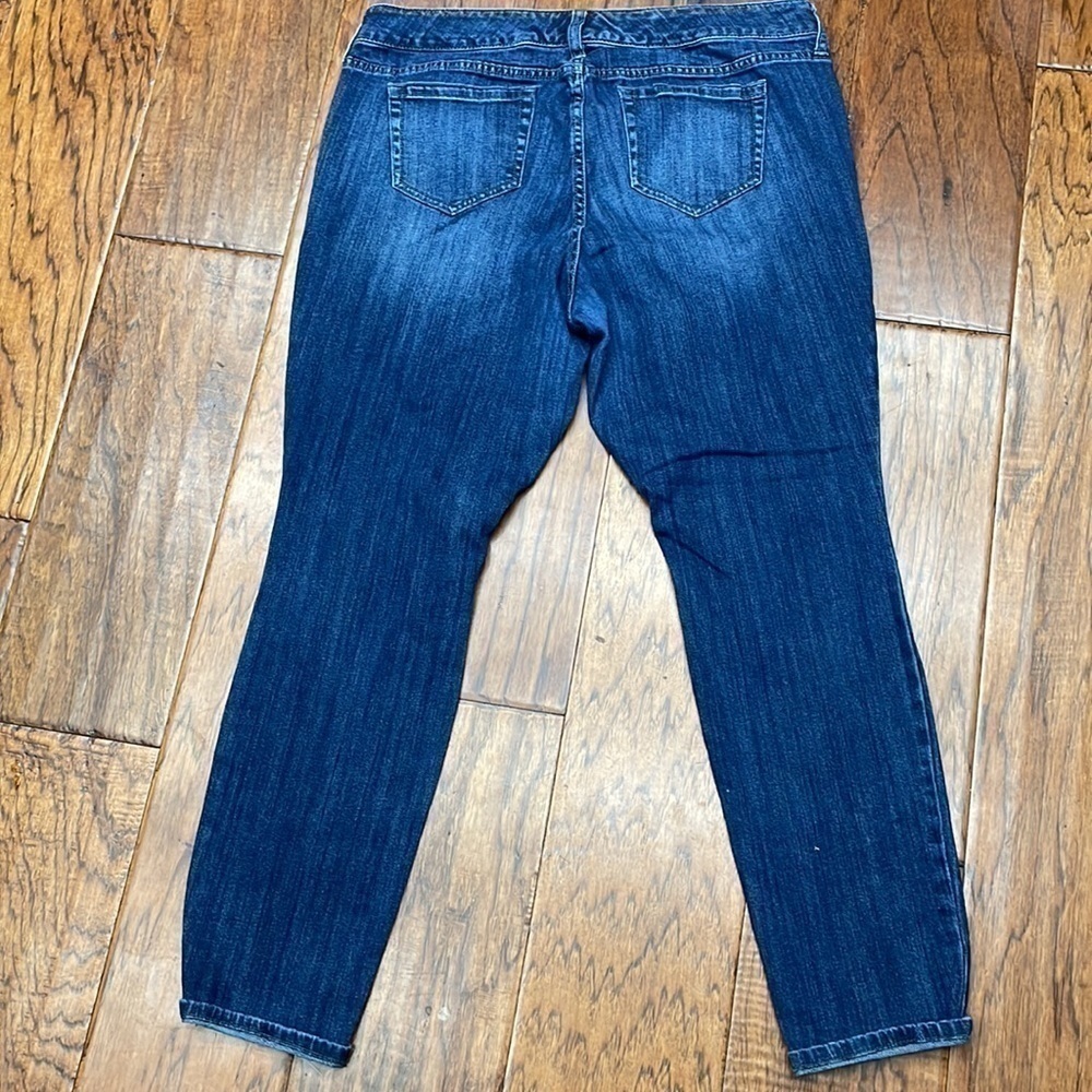 TORRID SKINNY STUDDED JEANS - Picture 6 of 7